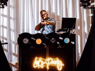 Hubert Nowakowski - DJ i Wodzirej na Wesele