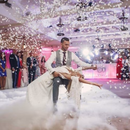 Klub Tańca Towarzyskiego "Czar Par"  - Szkoła tańca