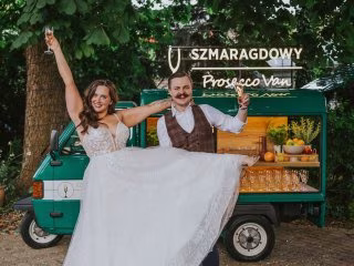 Szmaragdowy Mobilny Van 