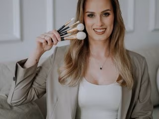 Klaudia Mendyk Makeup Artist