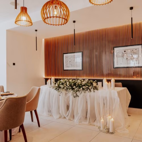 Restauracja FOUR - Sale weselne