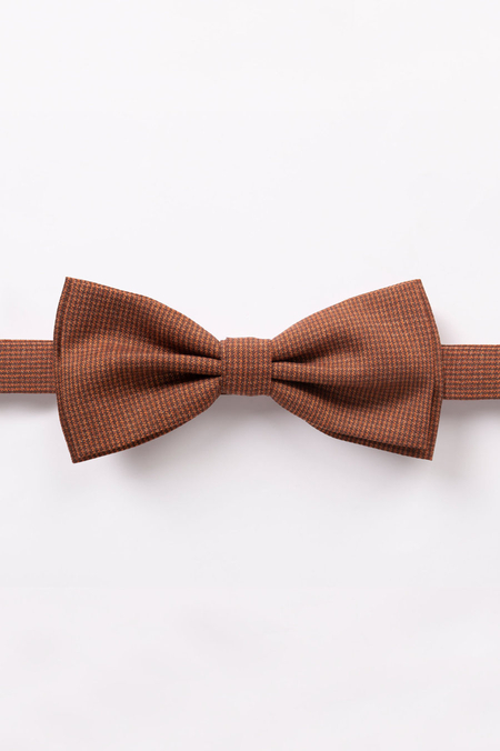 mucha-newman-69958f0ff1ba9061776400.jpg (450×676)