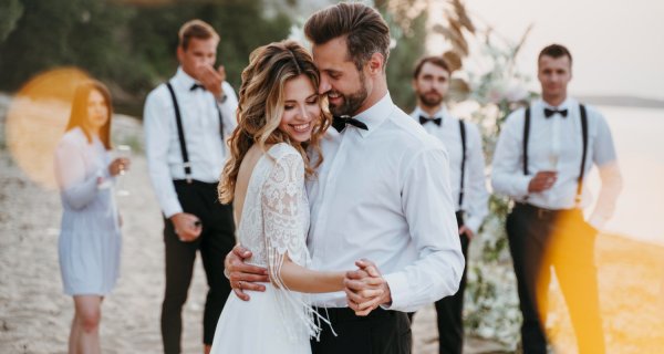 Świadek i świadkowa na ślubie - kto może nimi być?